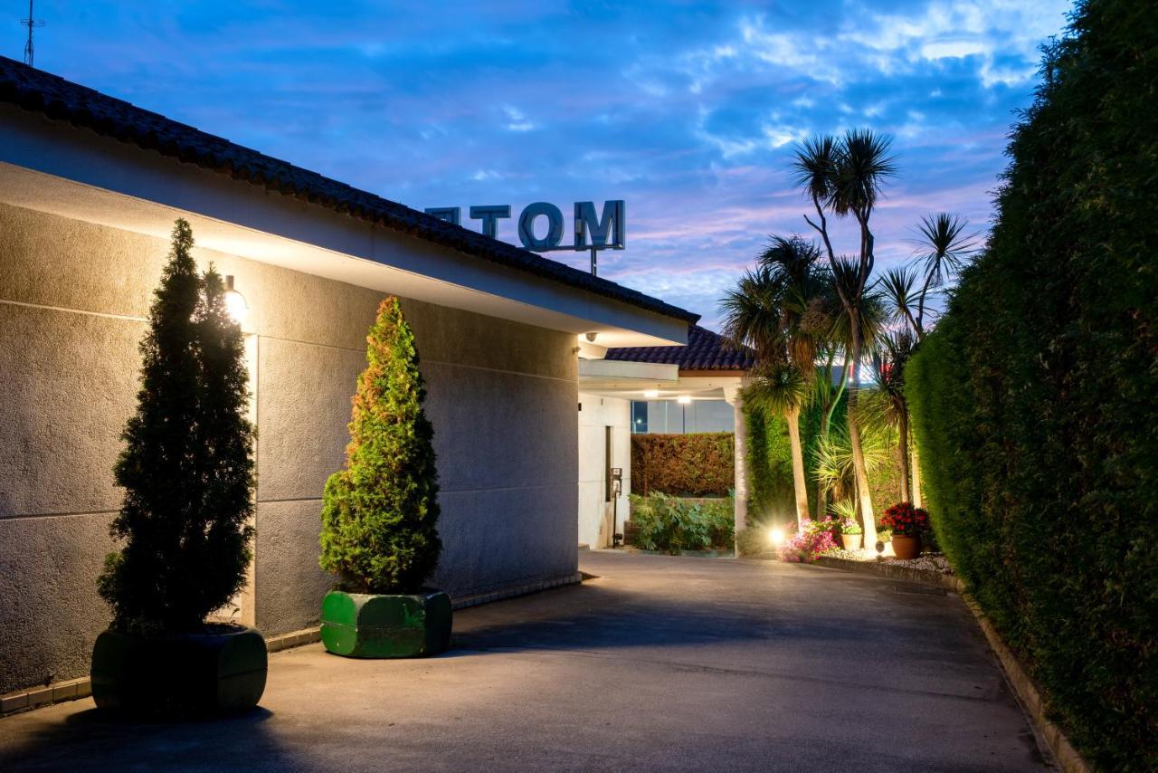 Motel Jardin Oleiros Extérieur photo